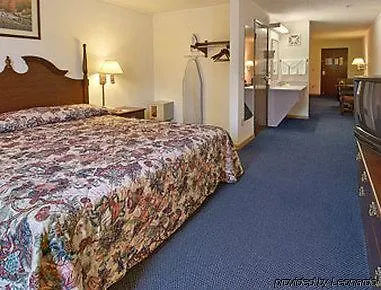 Days By Wyndham Motel Effingham
